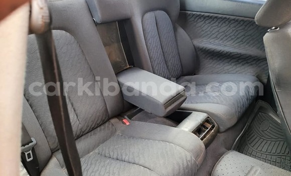 Acheter Occasion Voiture Mercedes‒Benz C–Class Rouge à Kampala, Ouganda Acheter Occasion Voiture Mercedes‒Benz C–Class Rouge à Kampala, Ouganda