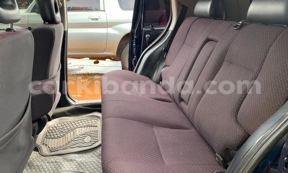 Acheter Occasion Voiture Toyota Raum Bleu à Kampala, Ouganda Acheter Occasion Voiture Toyota Raum Bleu à Kampala, Ouganda