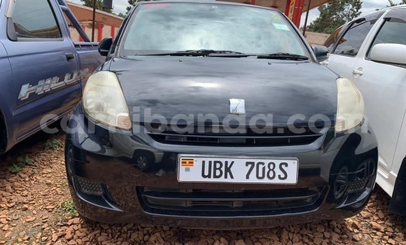 Nunua Ilio tumika Toyota Passo Nyeusi Gari ndani ya Kampala nchini Uganda