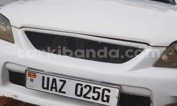 Buy Used Toyota Altezza White Car in Kampala in Uganda Buy Used Toyota Altezza White Car in Kampala in Uganda