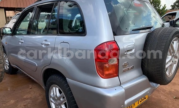 Acheter Occasion Voiture Toyota RAV4 Gris à Kampala, Ouganda Acheter Occasion Voiture Toyota RAV4 Gris à Kampala, Ouganda