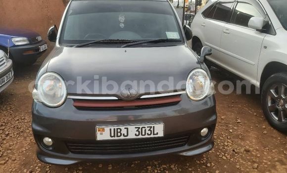 Buy Used Toyota Sienta Silver Car in Kampala in Uganda
