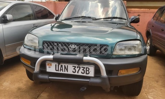 Acheter Occasion Voiture Toyota RAV4 Vert à Kampala, Ouganda Acheter Occasion Voiture Toyota RAV4 Vert à Kampala, Ouganda