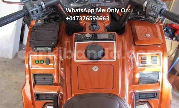 Buy Used Honda GOLD WING Red Bike in Kampala in Uganda Buy Used Honda GOLD WING Red Bike in Kampala in Uganda