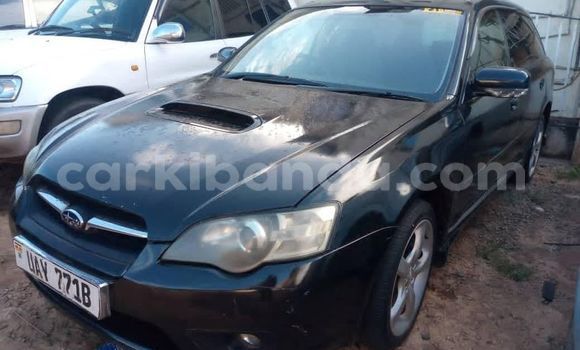 Gura Yakoze Subaru Legacy Black Imodoka i Kampala mu Uganda