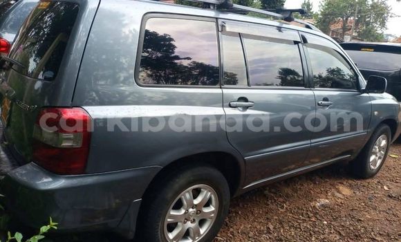 Buy Used Toyota Kluger Blue Car in Kampala in Uganda