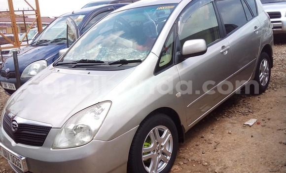 Acheter Occasion Voiture Toyota Spacio Gris à Kampala, Ouganda Acheter Occasion Voiture Toyota Spacio Gris à Kampala, Ouganda