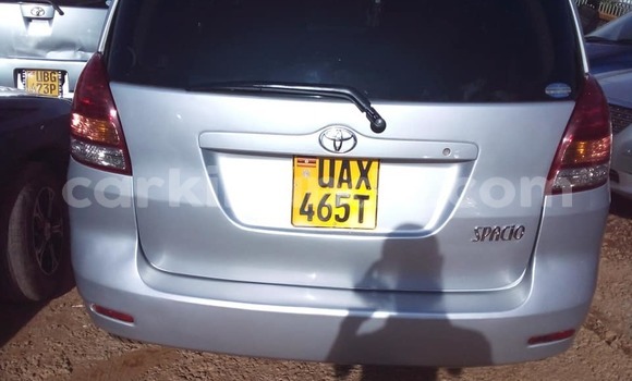 Acheter Occasion Voiture Toyota Spacio Gris à Kampala, Ouganda Acheter Occasion Voiture Toyota Spacio Gris à Kampala, Ouganda