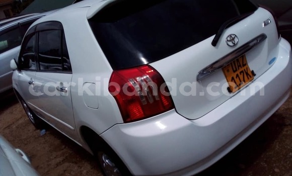 Acheter Occasion Voiture Toyota Allex Blanc à Kampala, Ouganda Acheter Occasion Voiture Toyota Allex Blanc à Kampala, Ouganda