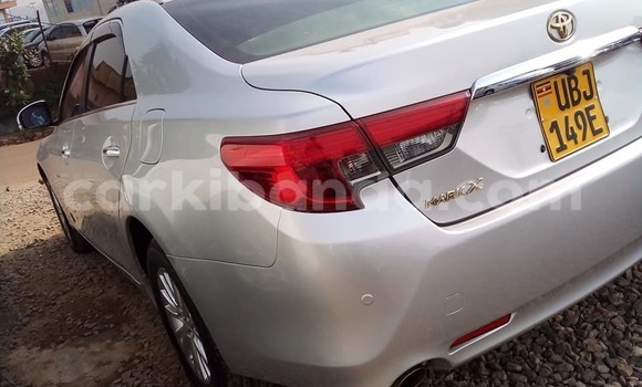 Acheter Occasion Voiture Toyota Mark X Gris à Kampala, Ouganda Acheter Occasion Voiture Toyota Mark X Gris à Kampala, Ouganda