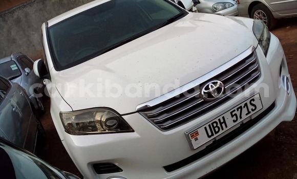 Buy Used Toyota Vanguard White Car in Kampala in Uganda