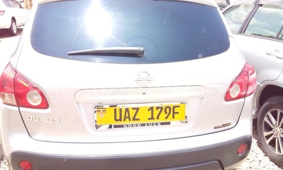 Acheter Occasion Voiture Nissan Dualis Gris à Kampala, Ouganda Acheter Occasion Voiture Nissan Dualis Gris à Kampala, Ouganda