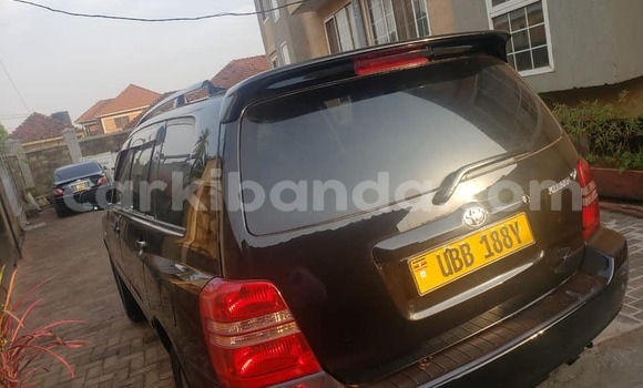 Acheter Occasion Voiture Toyota Kluger Noir à Kampala, Ouganda Acheter Occasion Voiture Toyota Kluger Noir à Kampala, Ouganda