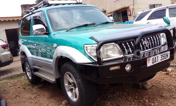 Buy Used Toyota Land Cruiser Prado Green Car in Kampala in Uganda Buy Used Toyota Land Cruiser Prado Green Car in Kampala in Uganda