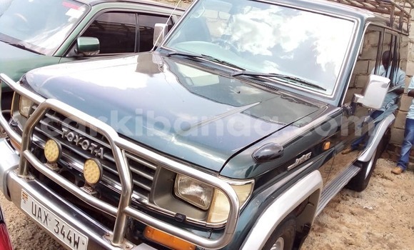 Acheter Occasion Voiture Toyota Land Cruiser Prado Vert à Kampala, Ouganda