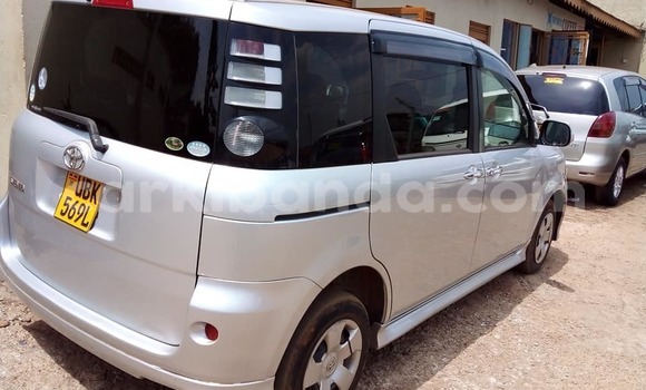 Buy Used Toyota Sienta Silver Car in Kampala in Uganda