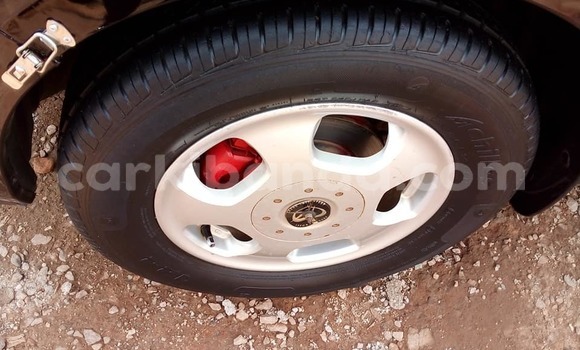 Acheter Occasion Voiture Mazda Demio Noir à Kampala, Ouganda Acheter Occasion Voiture Mazda Demio Noir à Kampala, Ouganda