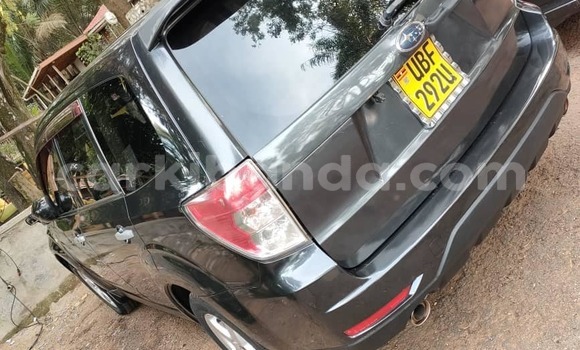 Gura Yakoze Subaru Forester Black Imodoka i Kampala mu Uganda Gura Yakoze Subaru Forester Black Imodoka i Kampala mu Uganda