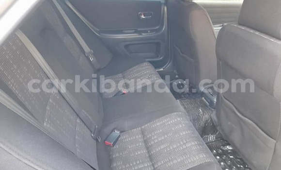 Gura Yakoze Toyota Altezza Silver Imodoka i Kampala mu Uganda Gura Yakoze Toyota Altezza Silver Imodoka i Kampala mu Uganda