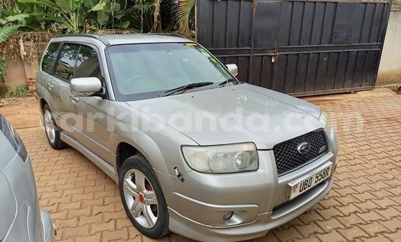Gura Yakoze Subaru Forester Silver Imodoka i Kampala mu Uganda Gura Yakoze Subaru Forester Silver Imodoka i Kampala mu Uganda