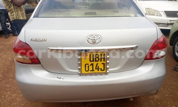 Gura Yakoze Toyota Belta Silver Imodoka i Kampala mu Uganda Gura Yakoze Toyota Belta Silver Imodoka i Kampala mu Uganda