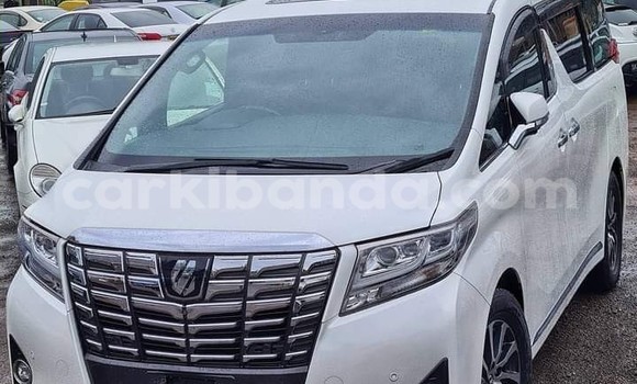 Acheter Occasion Voiture Toyota Alphard Blanc à Kampala, Ouganda Acheter Occasion Voiture Toyota Alphard Blanc à Kampala, Ouganda