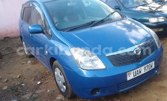 Gura Yakoze Toyota Spacio Blue Imodoka i Kampala mu Uganda Gura Yakoze Toyota Spacio Blue Imodoka i Kampala mu Uganda