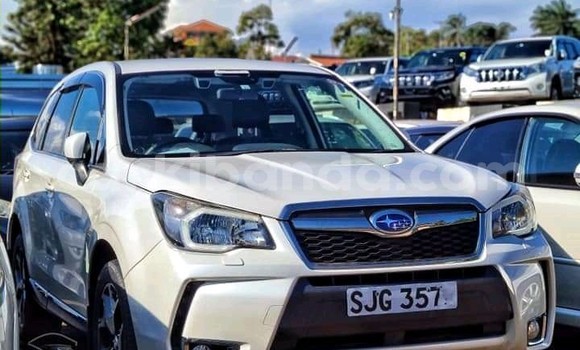 Acheter Occasion Voiture Subaru Forester Blanc à Kampala, Ouganda Acheter Occasion Voiture Subaru Forester Blanc à Kampala, Ouganda