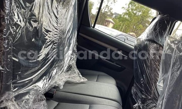 Buy Used Toyota Hilux Beige Car in Kampala in Uganda Buy Used Toyota Hilux Beige Car in Kampala in Uganda