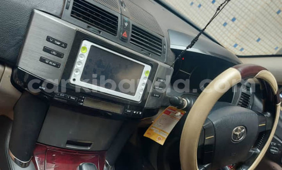 Gura Yakoze Toyota Mark X Blue Imodoka i Kampala mu Uganda Gura Yakoze Toyota Mark X Blue Imodoka i Kampala mu Uganda