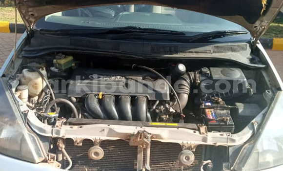 Gura Yakoze Toyota Opa Silver Imodoka i Kampala mu Uganda Gura Yakoze Toyota Opa Silver Imodoka i Kampala mu Uganda