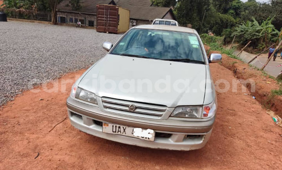 Gura Yakoze Toyota Premio Beige Imodoka i Kampala mu Uganda Gura Yakoze Toyota Premio Beige Imodoka i Kampala mu Uganda