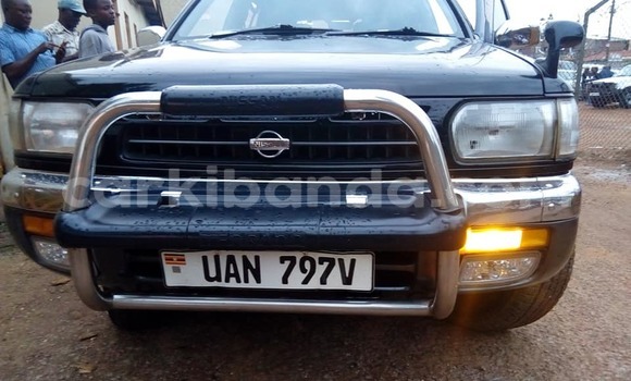 Acheter Occasion Voiture Nissan Terrano Noir à Kampala, Ouganda Acheter Occasion Voiture Nissan Terrano Noir à Kampala, Ouganda