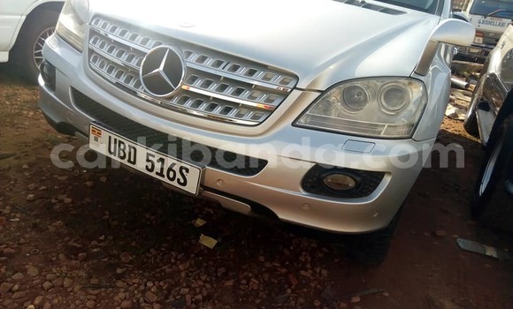 Buy Used Mercedes‒Benz ML–Class Silver Car in Kampala in Uganda