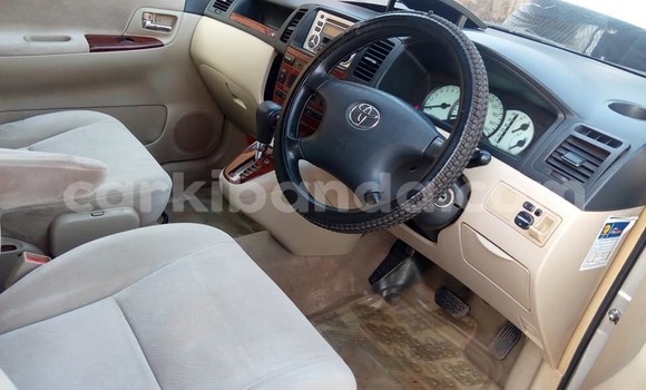 Gura Yakoze Toyota Spacio Silver Imodoka i Kampala mu Uganda Gura Yakoze Toyota Spacio Silver Imodoka i Kampala mu Uganda