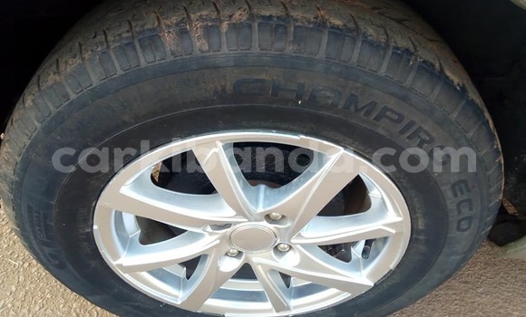 Gura Yakoze Toyota Spacio Silver Imodoka i Kampala mu Uganda Gura Yakoze Toyota Spacio Silver Imodoka i Kampala mu Uganda