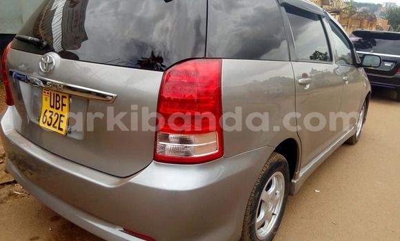 Acheter Occasion Voiture Toyota Wish Autre à Kampala, Ouganda Acheter Occasion Voiture Toyota Wish Autre à Kampala, Ouganda