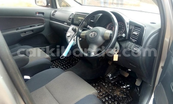 Acheter Occasion Voiture Toyota Wish Autre à Kampala, Ouganda Acheter Occasion Voiture Toyota Wish Autre à Kampala, Ouganda