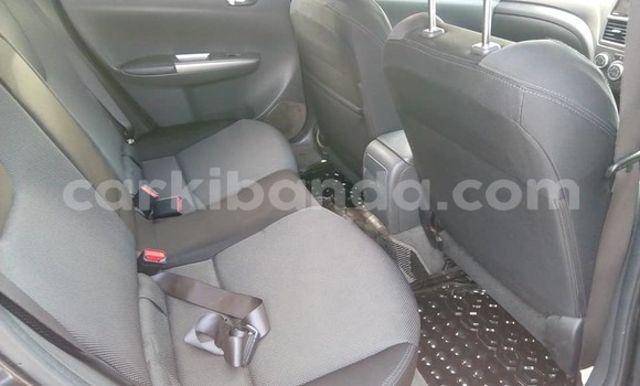 Acheter Occasion Voiture Subaru Impreza Noir à Kampala, Ouganda Acheter Occasion Voiture Subaru Impreza Noir à Kampala, Ouganda