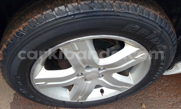 Acheter Occasion Voiture Subaru Forester Blanc à Kampala, Ouganda Acheter Occasion Voiture Subaru Forester Blanc à Kampala, Ouganda