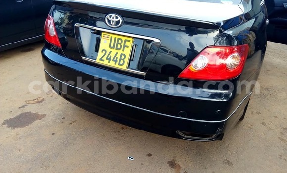 Gura Yakoze Toyota Mark X Black Imodoka i Kampala mu Uganda Gura Yakoze Toyota Mark X Black Imodoka i Kampala mu Uganda