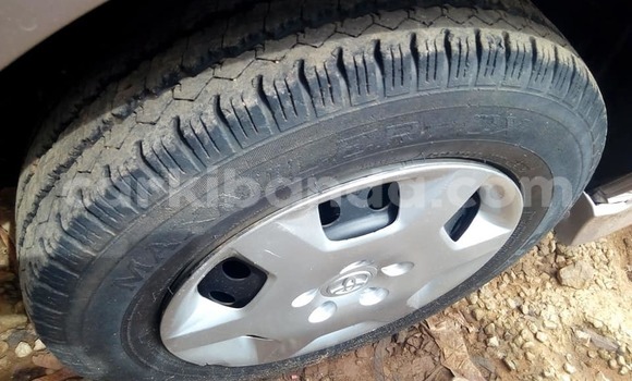 Acheter Occasion Voiture Toyota Noah Marron à Kampala, Ouganda Acheter Occasion Voiture Toyota Noah Marron à Kampala, Ouganda