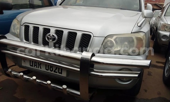 Acheter Occasion Voiture Toyota Kluger Gris à Kampala, Ouganda Acheter Occasion Voiture Toyota Kluger Gris à Kampala, Ouganda