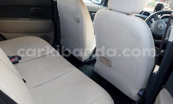 Gura Yakoze Toyota Passo Black Imodoka i Kampala mu Uganda Gura Yakoze Toyota Passo Black Imodoka i Kampala mu Uganda