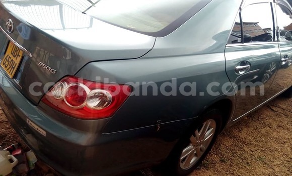 Acheter Occasion Voiture Toyota Mark X Vert à Kampala, Ouganda Acheter Occasion Voiture Toyota Mark X Vert à Kampala, Ouganda