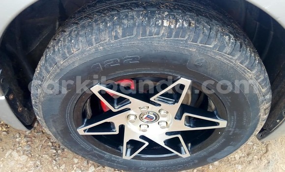 Gura Yakoze Subaru Impreza Silver Imodoka i Kampala mu Uganda Gura Yakoze Subaru Impreza Silver Imodoka i Kampala mu Uganda