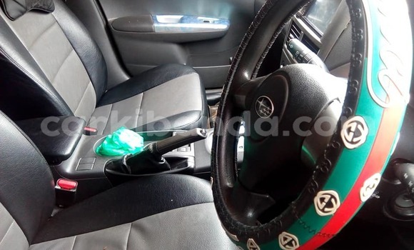 Gura Yakoze Subaru Impreza Silver Imodoka i Kampala mu Uganda Gura Yakoze Subaru Impreza Silver Imodoka i Kampala mu Uganda