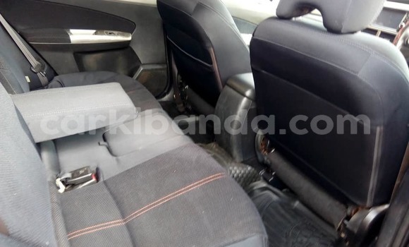 Acheter Occasion Voiture Subaru Forester Noir à Kampala, Ouganda Acheter Occasion Voiture Subaru Forester Noir à Kampala, Ouganda