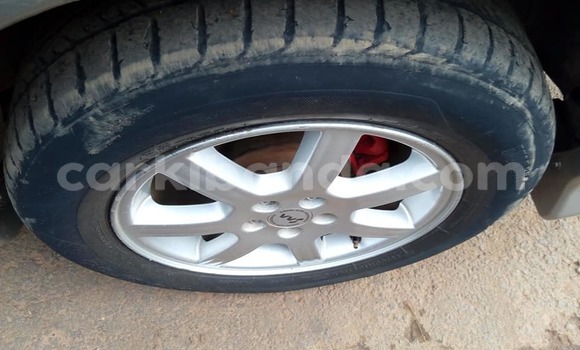 Acheter Occasion Voiture Subaru Forester Noir à Kampala, Ouganda Acheter Occasion Voiture Subaru Forester Noir à Kampala, Ouganda