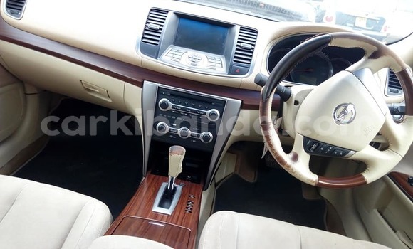 Nunua Ilio tumika Nissan Teana Nyeusi Gari ndani ya Kampala nchini Uganda Nunua Ilio tumika Nissan Teana Nyeusi Gari ndani ya Kampala nchini Uganda